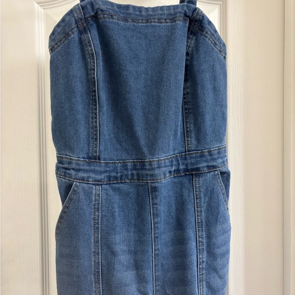 Sincerely Jules blue jeans denim faded medium wash smocked jumpsuit size small - Picture 2 of 7